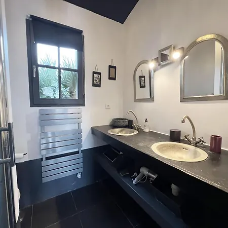 Alize Grande Maison Avec Piscine Chauffee *