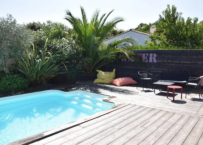 Alize Grande Maison Avec Piscine Chauffee 度假居