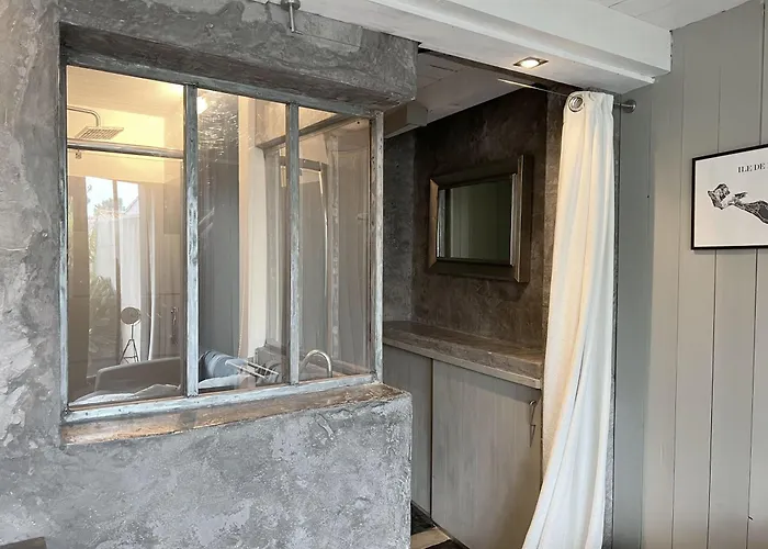 Alize Grande Maison Avec Piscine Chauffee 度假居